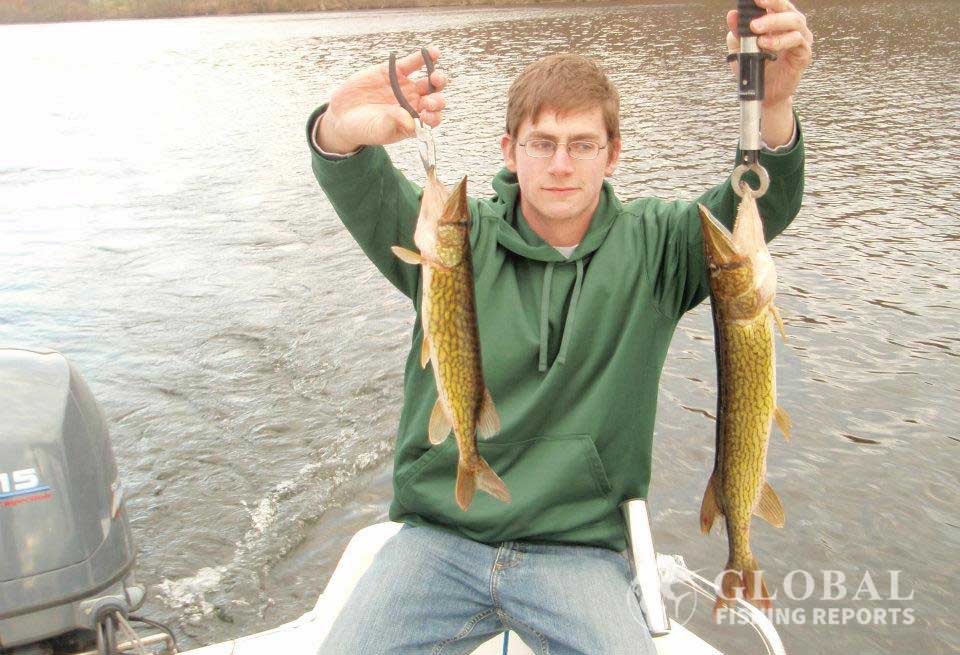 Captain Cody explaining how to catch chain pickerel